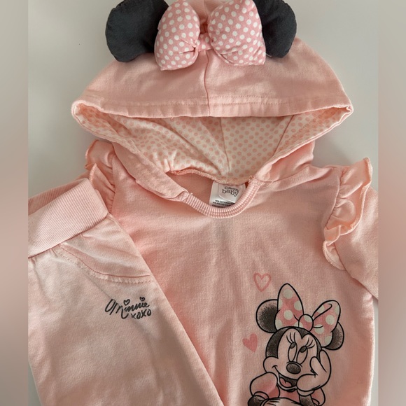 Disney Other - 12 month old Disney Minnie Mouse ears matching set
